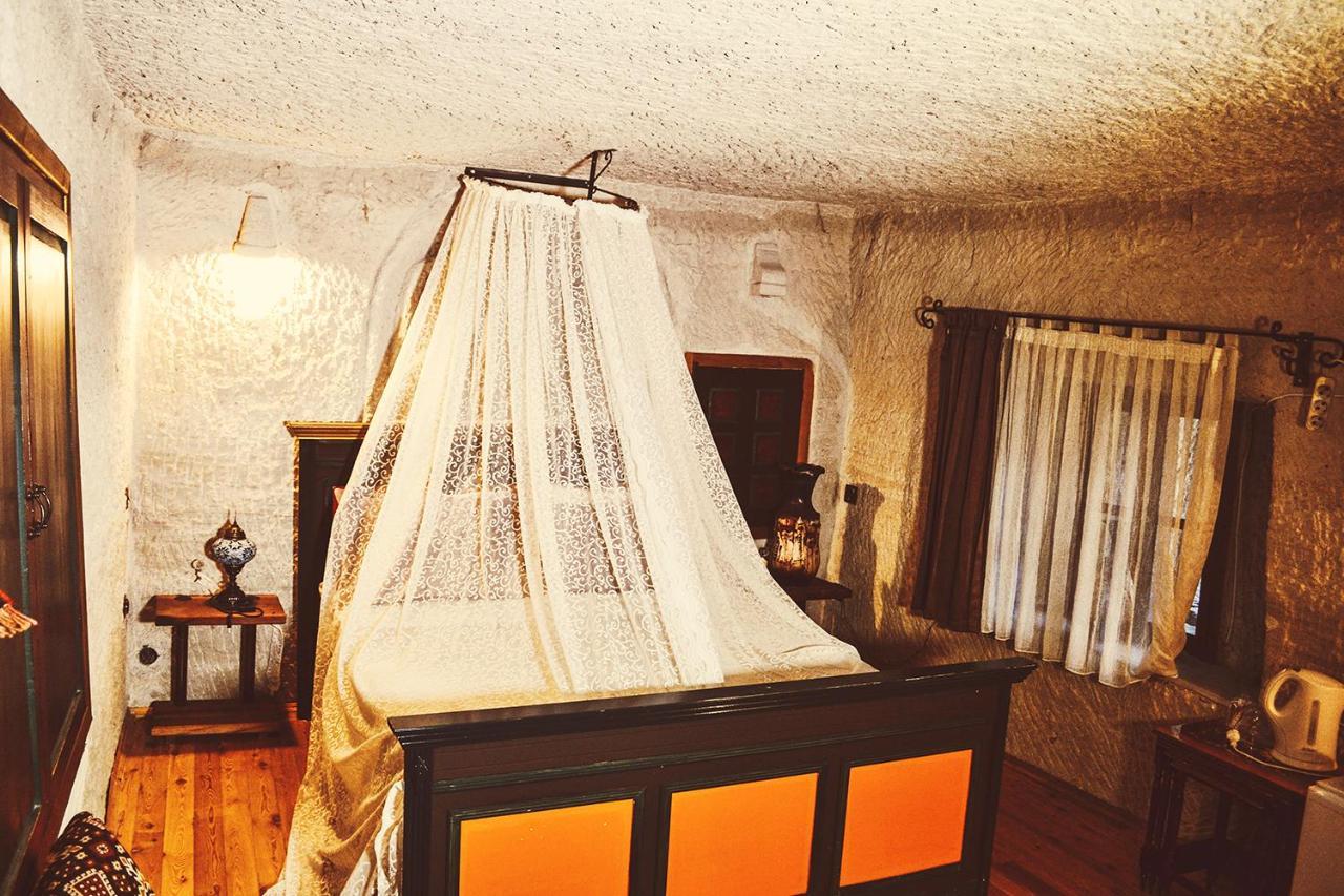 Bed and Breakfast Emily Cave House Göreme Exterior foto