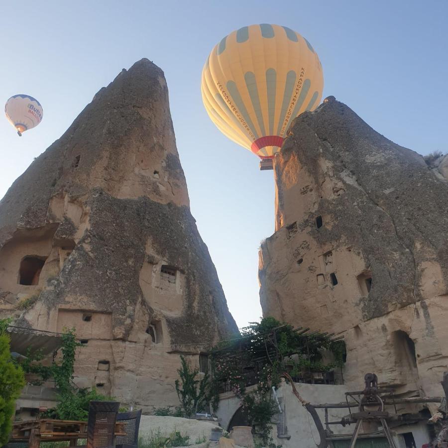 Bed and Breakfast Emily Cave House Göreme Exterior foto